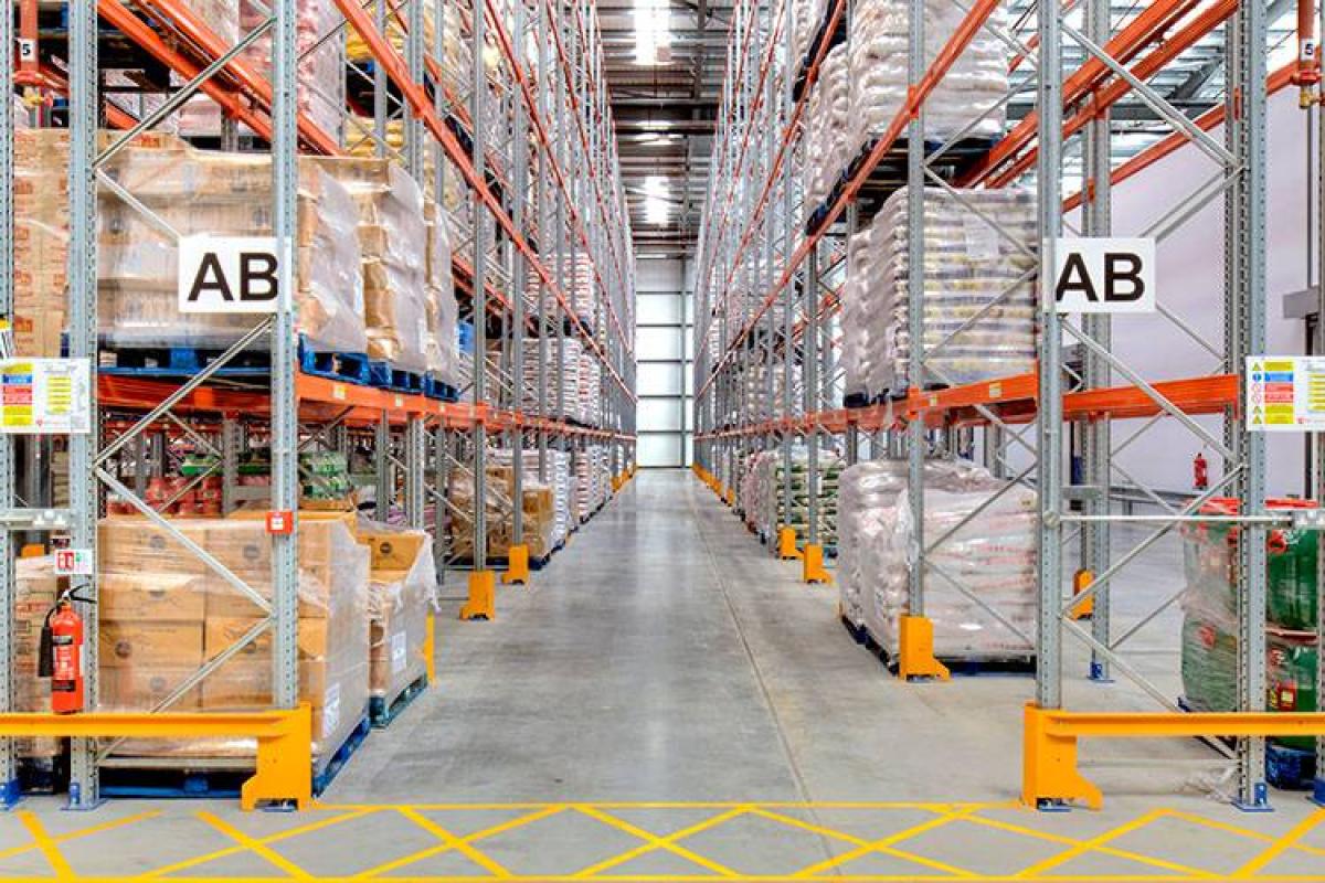 Adjustable Pallet Racking | Warehouse Storage Solutions